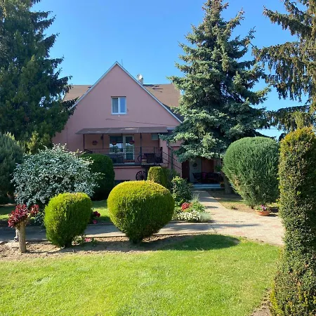 Ubytovanie Podhajska-villa Emily-apartman